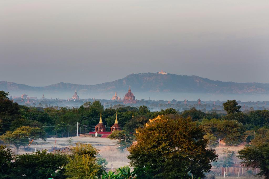 Sky View Hotel Bagan Eksteriør bilde