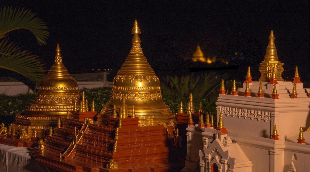 Sky View Hotel Bagan Eksteriør bilde