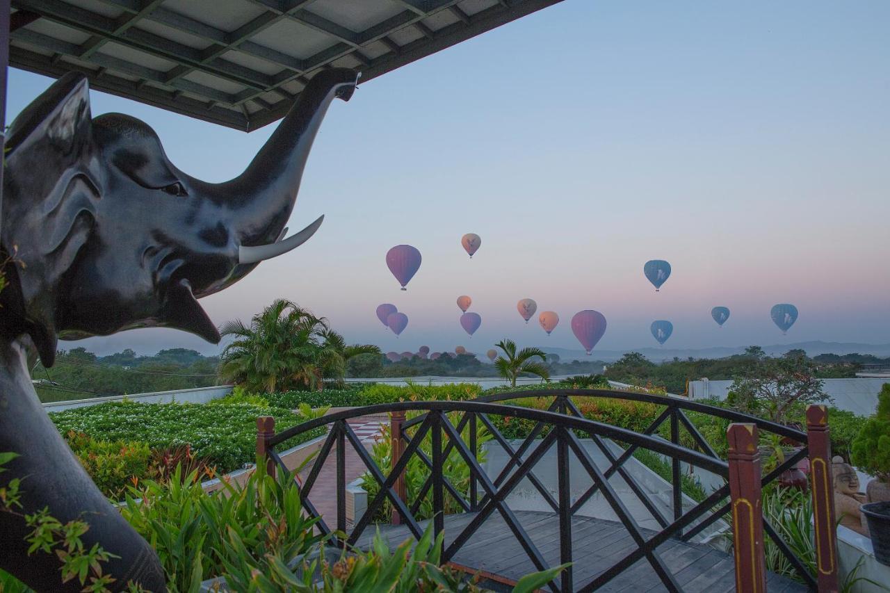 Sky View Hotel Bagan Eksteriør bilde